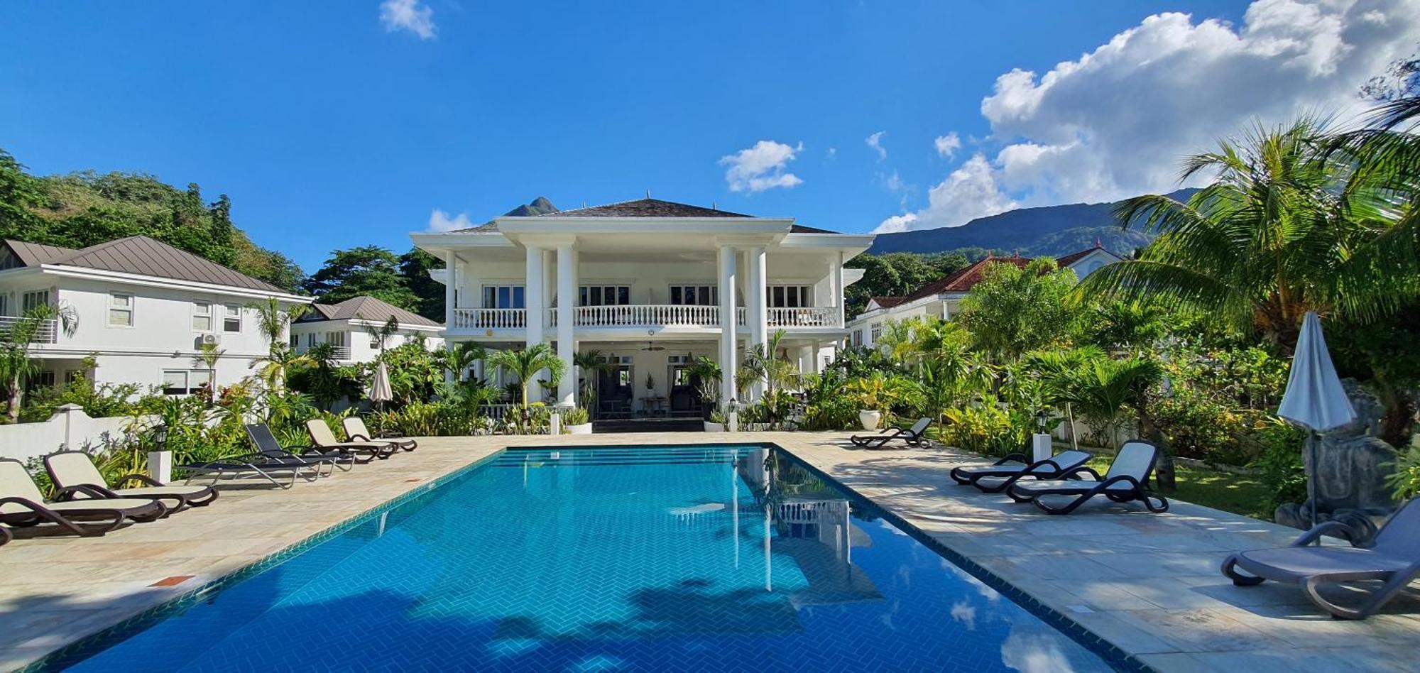 Villa Blanc - Chateau Elysium Beau Vallon  Kültér fotó